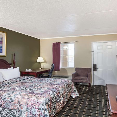 Days Inn By Wyndham Lenoir City Exteriör bild